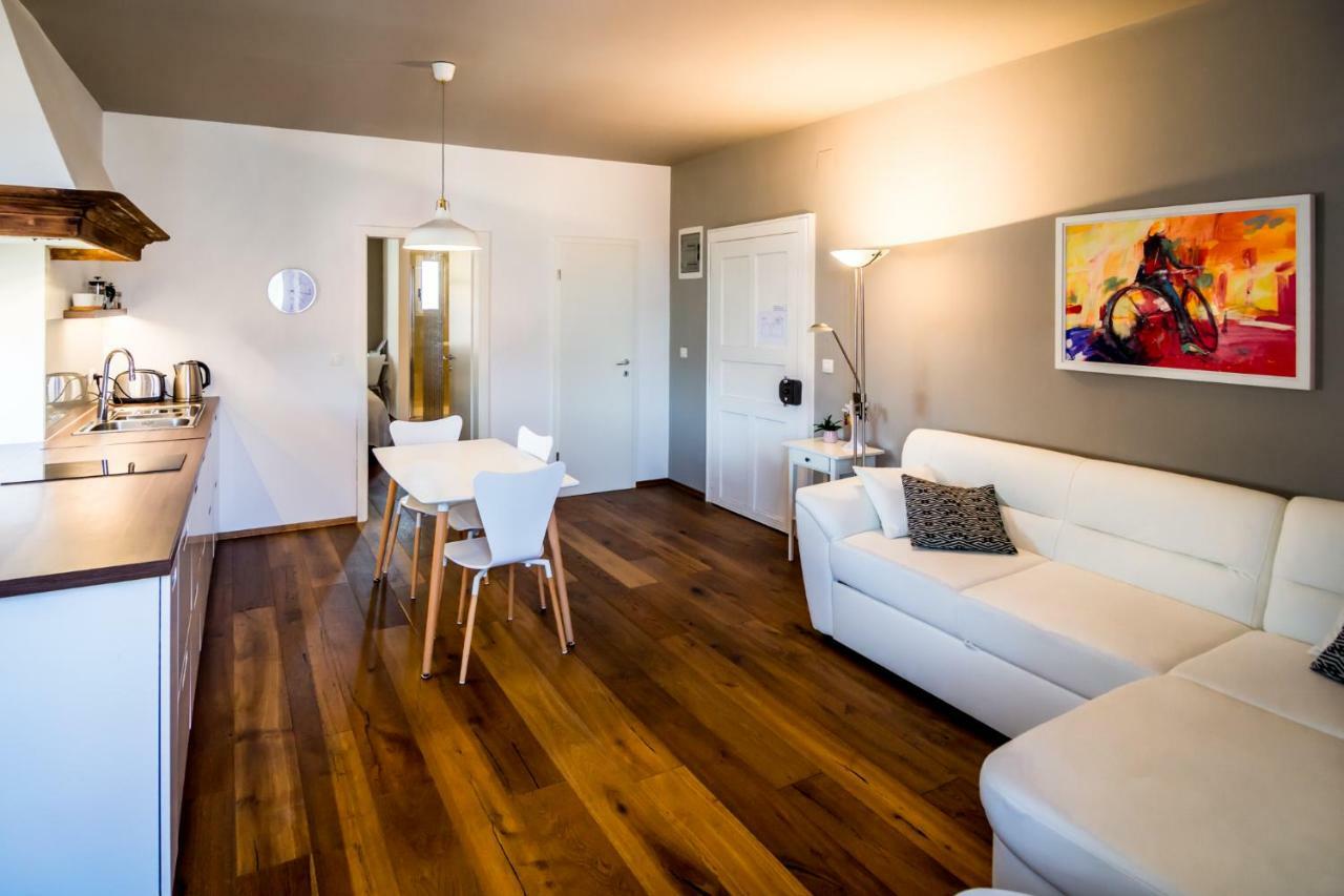 Apartment Festina Lente Rovinj Eksteriør bilde